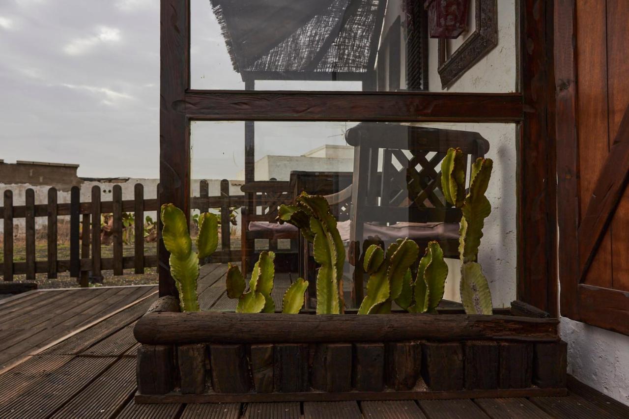 Las Casitas Masdache Tias Exterior photo